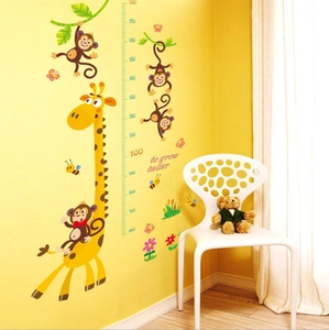 Muursticker groeimeter voor kinderen met giraffe en aapjes voor babykamer decoratie