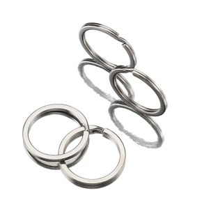 Polished silver stainless steel split key rings for DIY jewelry and keychain accessories