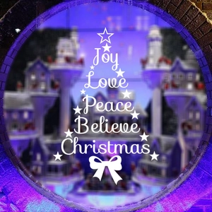 Witte kerstboom raamsticker met woorden Joy Love Peace Believe voor decoratie