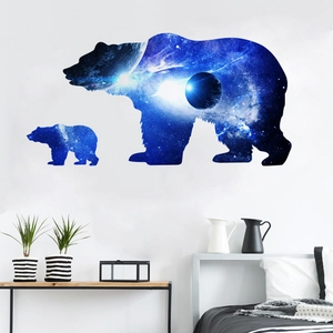 Wandtattoo Eisbär mit Sternenhimmel und Galaxie-Silhouette für das Schlafzimmer