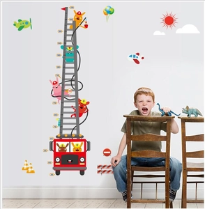 Children height wall sticker with fire truck and cartoon animals measuring 30 to 170cm