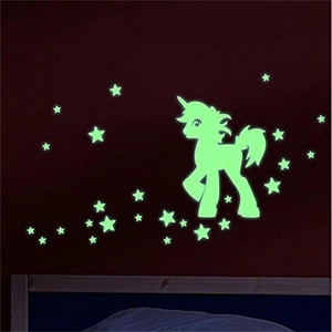 Adesivi Murali Unicorno Luminosi Al Buio Stelle Fluorescenti PVC Decalcomanie Notturne Per Camera Bambini Decorazione Casa