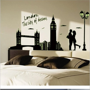 London Bridge and Big Ben luminous wall stickers with romantic couple silhouette