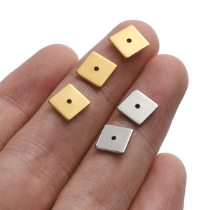 Flache quadratische Edelstahl-Abstandshalter in 18k Gold und Silber für DIY-Schmuck