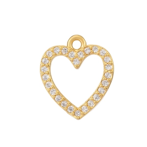 Detailaufnahme von goldenem Herzanhänger mit weißen Zirkonia und integrierter Öse