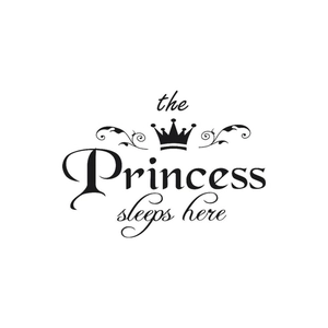 Adesivo murale Princess sleeps here con corona nera per decorare la camera bambine
