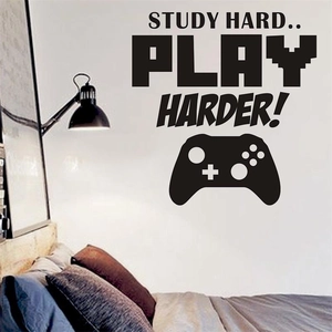 Study Hard Play Harder Gaming Wandtattoo Inspirierendes Zitat Mit Game-Controller PVC Abnehmbarer Wandaufkleber Für Jungenzimmer Gamer Deko