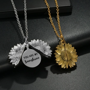 Collier Pendentif Médaillon Ouvrable Tournesol en Alliage Vintage Avec Gravure You Are My Sunshine Bijoux Floraux pour Femmes