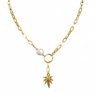 Collana con Pendente a Foglia in Acciaio Inossidabile Placcato Oro 14K Vintage Francese Con Perla Artificial Barocca per Donna Gioielli alla Moda