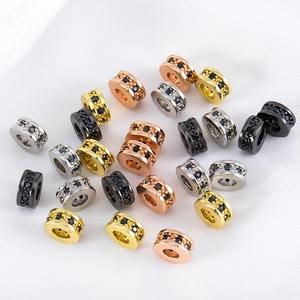 Pave-kristallbesetzte Donut-Abstandshalter in Gold, Silber und Roségold-Finish