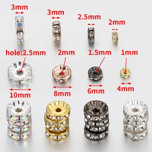 Distanziatori con strass in oro e argento con specifiche dettagliate sulle dimensioni