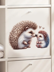 Détail des stickers muraux hérissons sur meuble blanc pour décoration intérieure