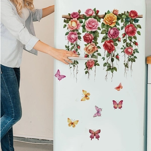 Stickers muraux PVC avec paniers de roses suspendus et papillons colorés vibrants