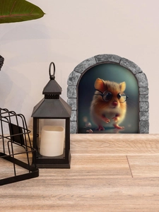 Detail eines 3D-Mausloch-Wandstickers mit Hamster, der durch grauen Steinbogen schaut