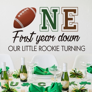 Sticker mural 1er anniversaire football avec inscription 'One' et 'First year down'