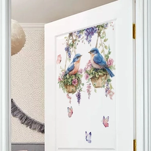 Adesivo murale in PVC con uccellini blu in cesti di fiori e farfalle colorate decorative