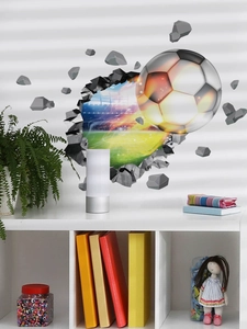 Sticker mural 3D détaillé montrant un ballon de foot brisant le mur avec stade en fond