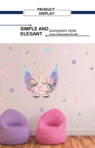 Stickers muraux licorne avec étoiles colorées pour la décoration d'une chambre d'enfant