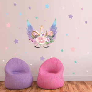 Stickers muraux licorne avec fleurs roses, ailes étoilées et cils pour chambre d'enfant