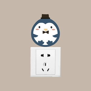 Lustiger Pinguin Wandsticker für kreative Lichtschalter und Steckdosen Dekoration