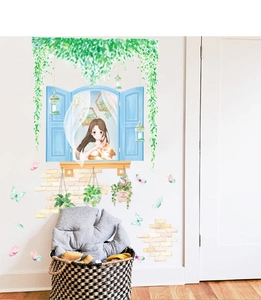 Detailansicht von Fenster-Wandtattoos mit Mädchen und Grünpflanzen an einer weißen Wand