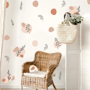 Adesivi murali bohémien con pois irregolari e foglie per decorazioni domestiche minimali