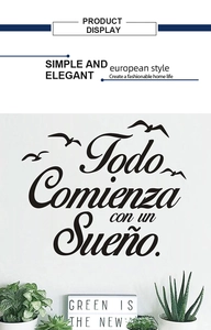 Detail der fliegenden Möwen-Silhouetten und spanischer Wandtattoo-Zitat-Aufkleber