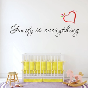 Family Is Everything Citation Anglaise Sticker Mural PVC Décalcomanie Décorative Pour Salon Chambre Moderne Minimaliste Home Decor Art Amovible Avec Coeur