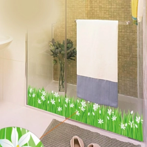 Wasserdichte PVC-Wandaufkleber mit weißen Lilien- und grünen Grasblumenmustern für Deko
