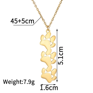 Detail specifications for gold triple paw pendant necklace showing 45+5cm chain length