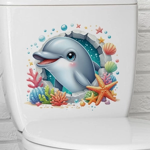 Sticker mural 3D dauphin et corail en PVC appliqué sur un réservoir de WC blanc de salle de bain