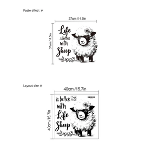 Detail der Cartoon Schaf Wandtattoo mit Spruch und Größenangaben für das Wohnzimmer