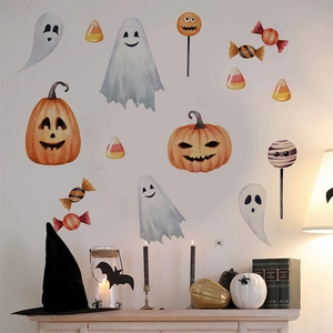 Aquarell Halloween Kürbis und Geist Wandtattoo Set auf weißer Wand im Wohnzimmer Deko