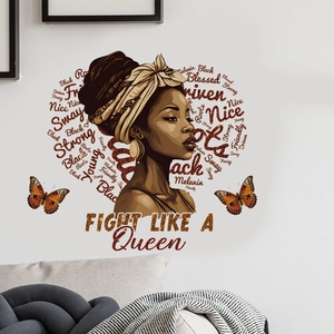 Sticker mural femme africaine inspirante avec papillons et slogan Fight Like a Queen