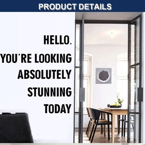 Detailansicht des Motivations-Wandtattoos mit fettgedrucktem Hello Stunning Today Schriftzug