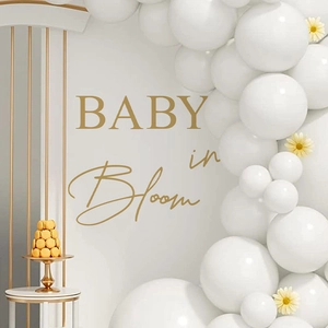 Set di palloncini bianchi con margherite e adesivo murale dorato Baby in Bloom decoro