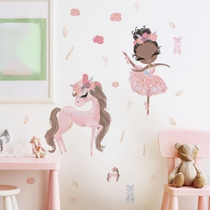 Détail des stickers muraux licorne rose et ballerine africaine pour chambre d'enfant