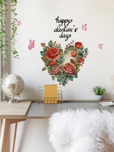 Détail du sticker mural cœur de roses rouges avec papillons pour décor de la Saint-Valentin