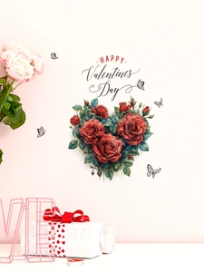 Détail du sticker mural Happy Valentine's Day avec cœur de roses rouges et papillons noirs
