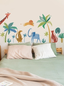 Détail de stickers muraux animaux de la jungle peints à la main avec girafe et lion