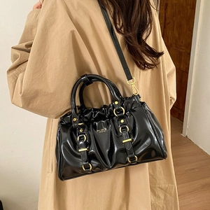 Women Retro Glossy PU Leather Ruched Tote Bag Vintage Pleated Shoulder Crossbody Bag With Gold Hardware Elegant Handbag