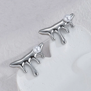 Pendientes de metal lava irregular estilo Ins con perla blanca para mujer en plata