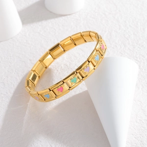 Bracciale componibile in acciaio dorato con ciondoli a cuore in smalto colorato