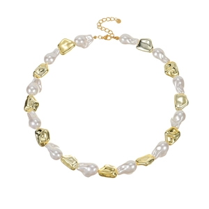Ins style contrast color beaded necklace with baroque pearls and irregular gold beads