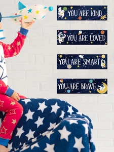 Détails de stickers muraux espace avec citations inspirantes pour chambre d'enfant