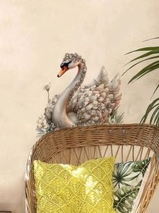 Detailed swan wall sticker with sparkling diamond accents on feathers for home decor