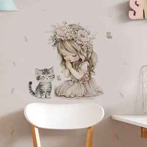 Adesivo murale con bambina e gatto grigio in stile acquerello per arredo cameretta