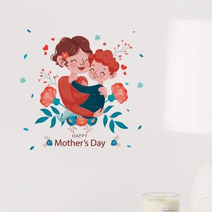 Adesivo murale per la Festa della Mamma con abbraccio madre e figlio e decori floreali