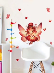 Dettaglio dell'adesivo murale fata rossa con cuori e farfalle per decorare la camera