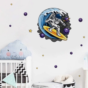 Stickers muraux astronaute surfant dans l'espace pour décoration de chambre d'enfant